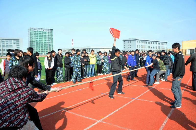 千钧一发1.jpg 千钧一发1.jpg
