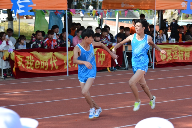 遼寧工程職業學院舉辦2014年田徑運動會